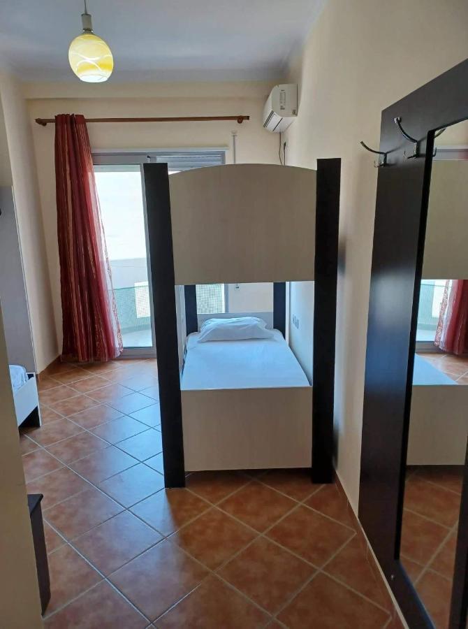 Ari Apartaments Vlorë Eksteriør bilde