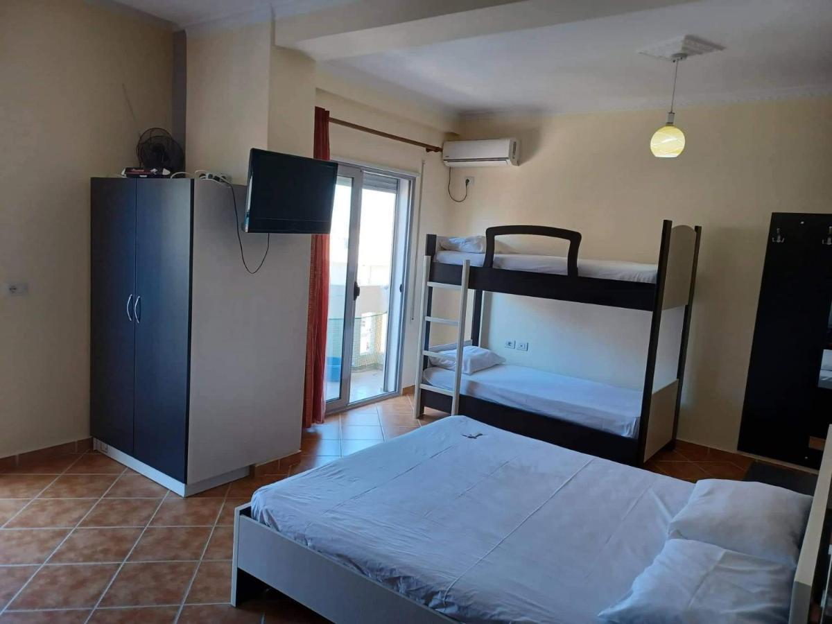 Ari Apartaments Vlorë Eksteriør bilde